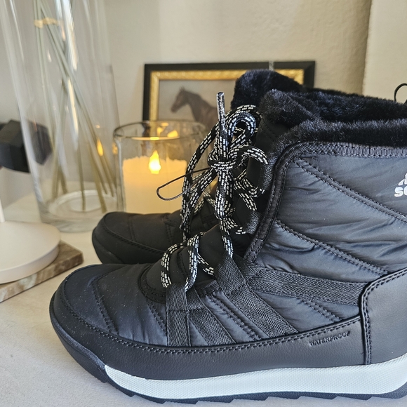 Sorel Black and White Winter Boots - Picture 3 of 5